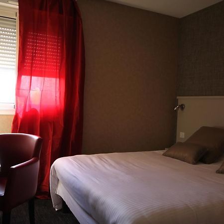 Hotel D'Arcins Latresne ภายนอก รูปภาพ